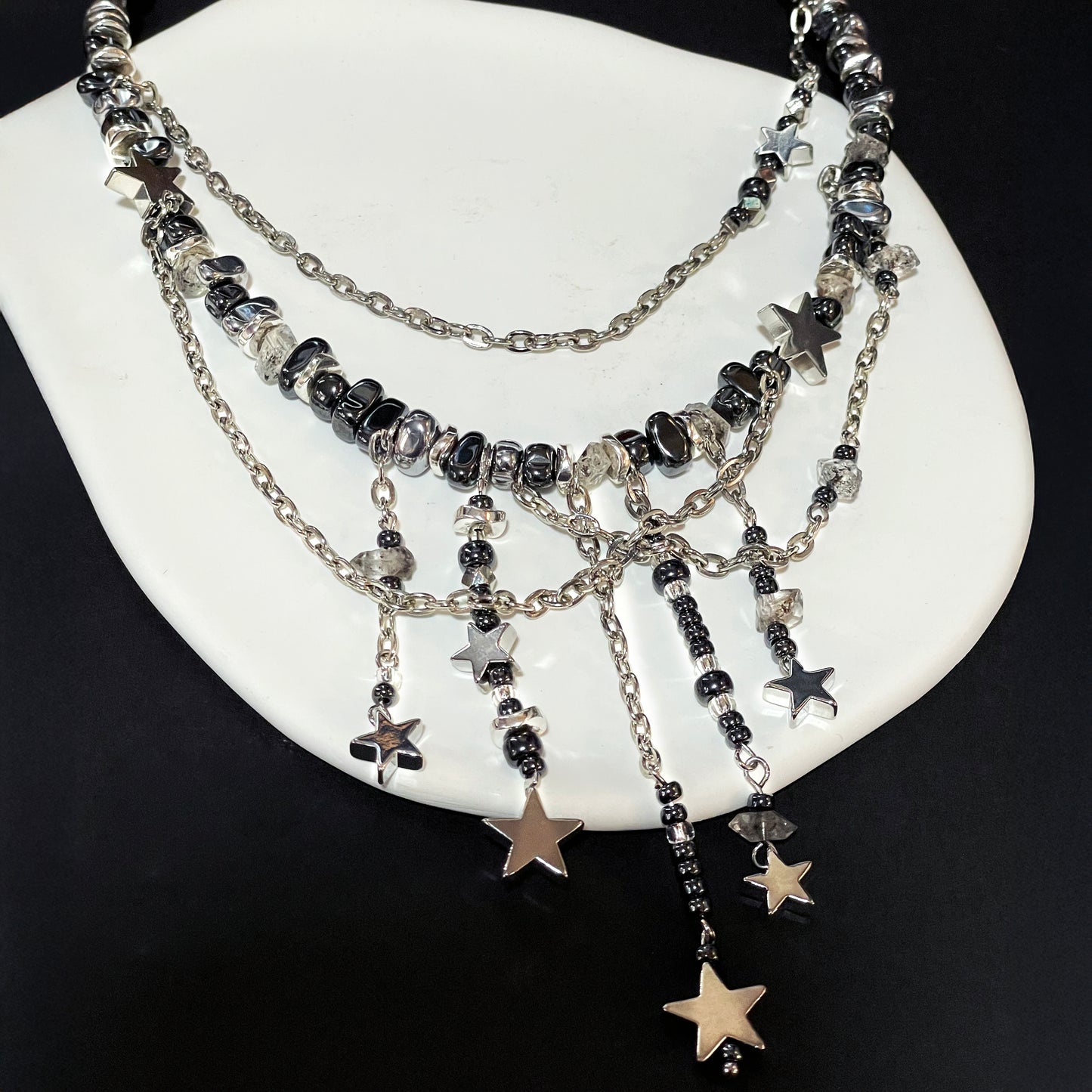 DARK ROMANCE NECKLACE