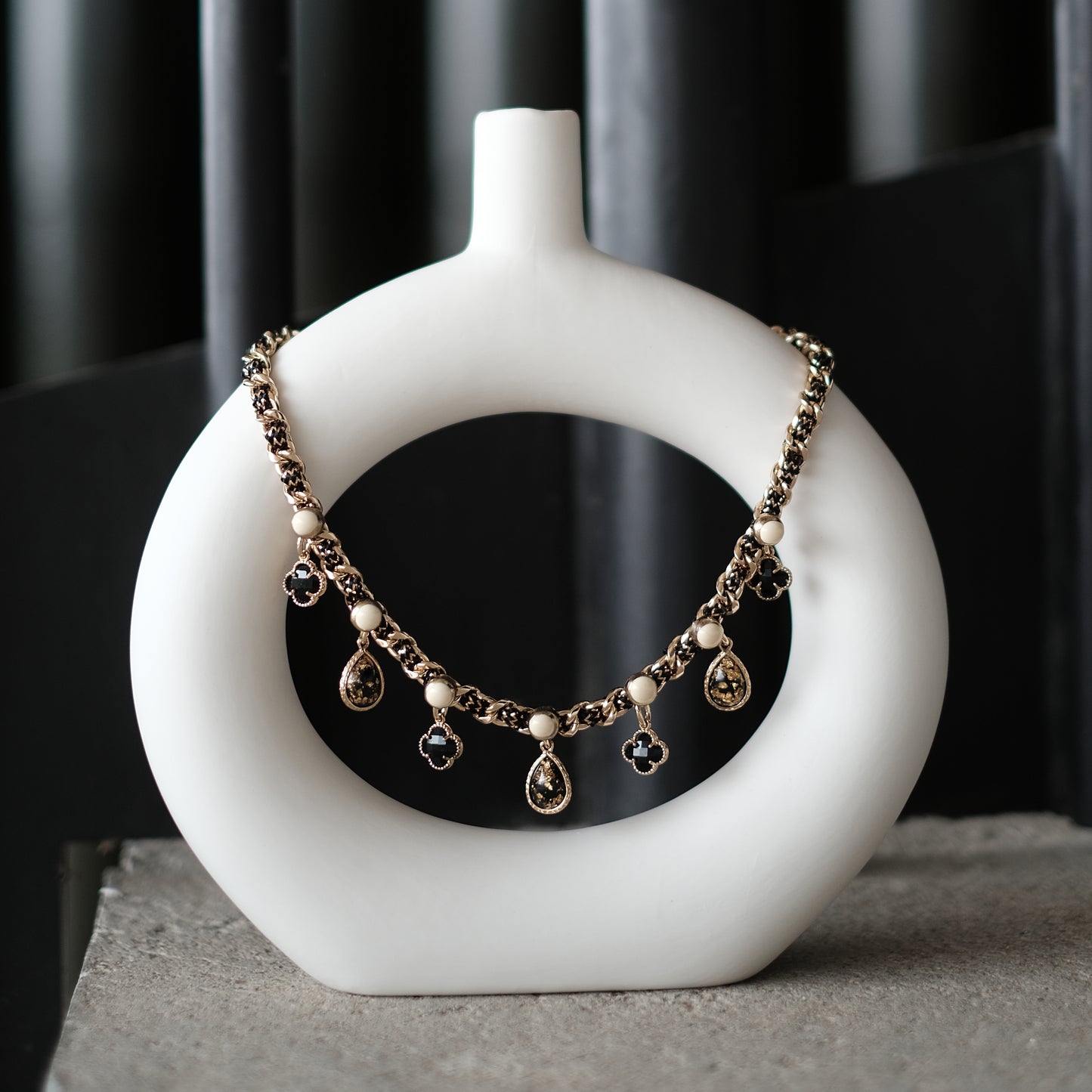 MOONLIT NECKLACE