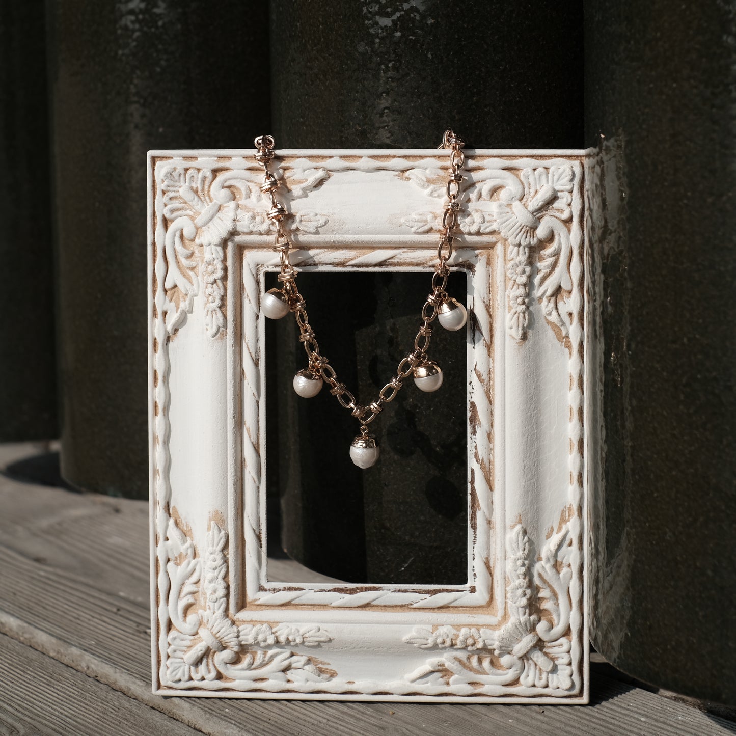 REGAL NECKALCE