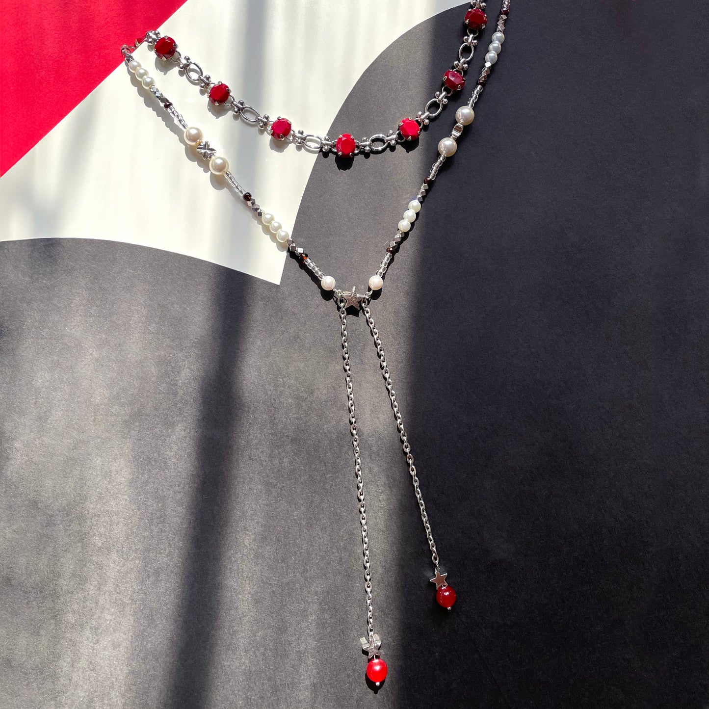 TWISTED LOVE NECKLACE