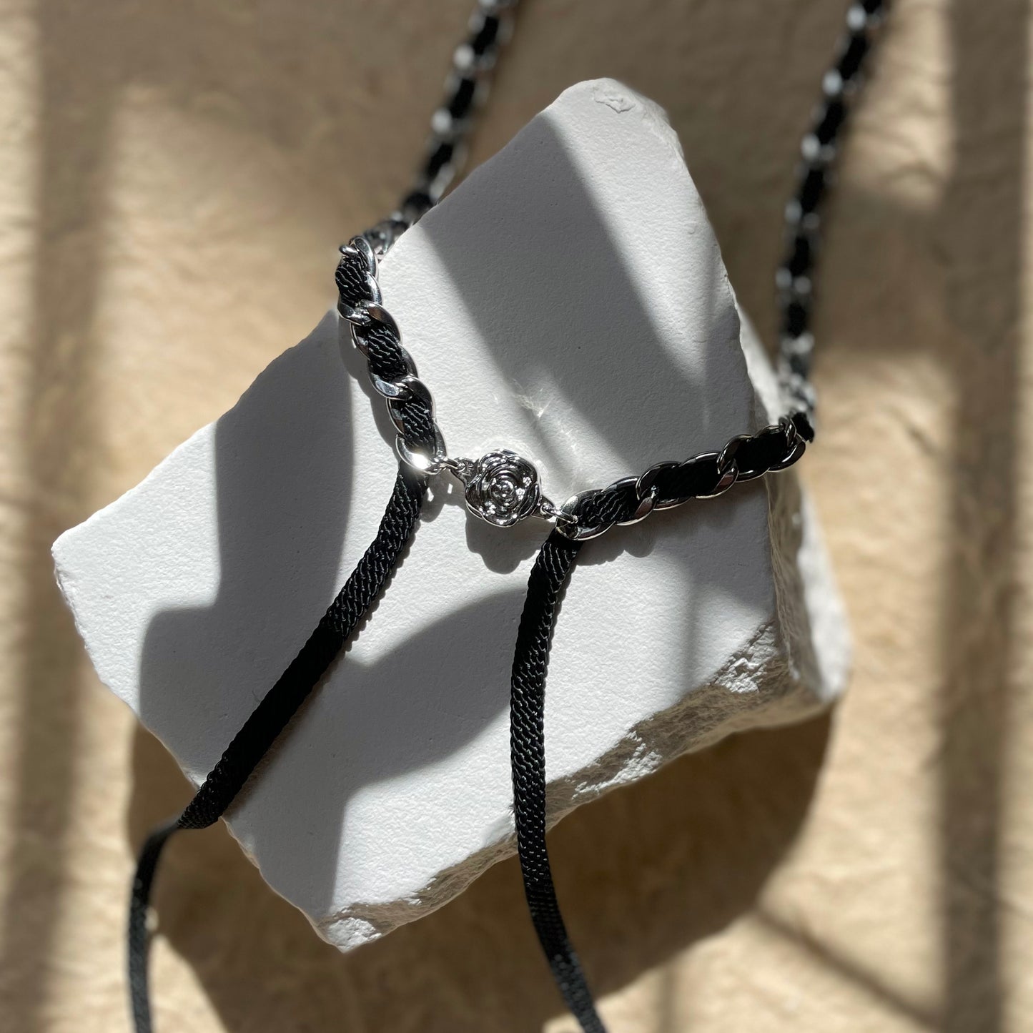 MUSE CHOKER