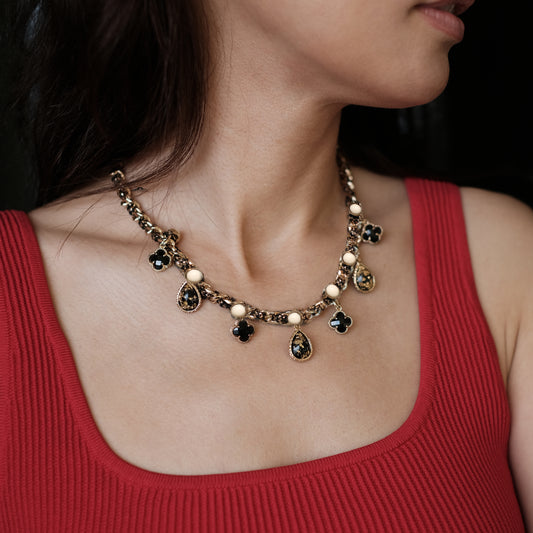 MOONLIT NECKLACE