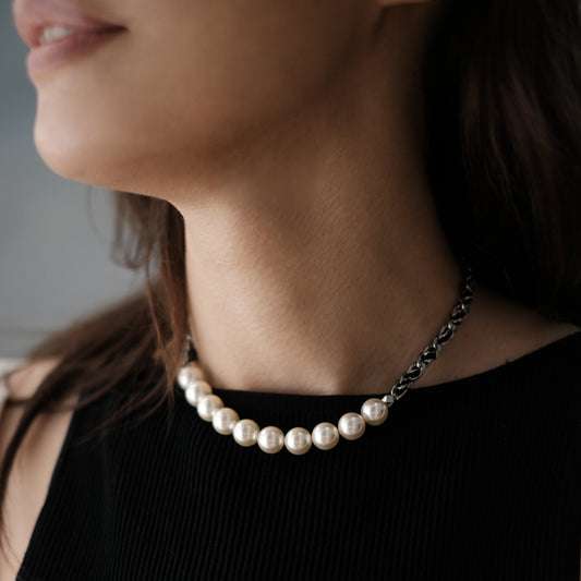 NIGHT CHOKER